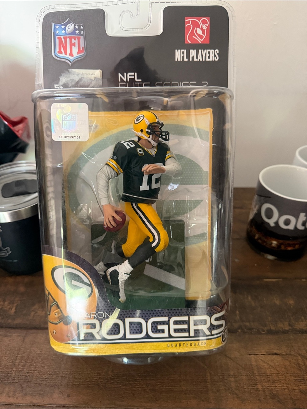 Green Bay Packers Aaron Rodgers Elite Series 3 Figure - Green & Yellow